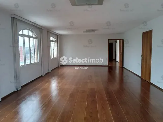 Apartamento com 250m² 4 quartos e 3 banheiros, para alugar, no bairro Centro em Santo André