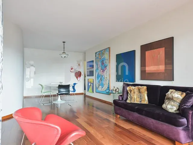 Apartamento 2 quartos e 4 banheiros, à venda, no bairro Vila Nova Conceição em São Paulo