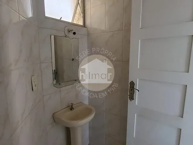 Apartamento com 65m² 2 quartos e 1 banheiro, para alugar, no bairro Penha Circular em Rio de Janeiro