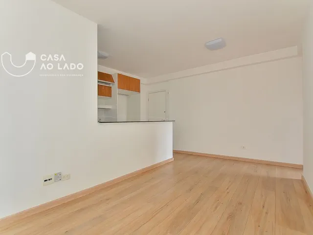 Apartamento 2 quartos e 2 banheiros, à venda, no bairro Mercês em Curitiba