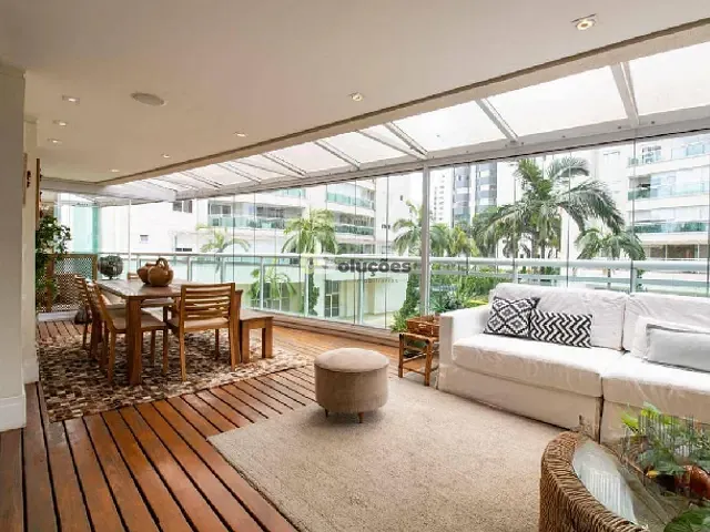 Apartamento 4 quartos e 4 banheiros, à venda, no bairro Vila Romana em São Paulo