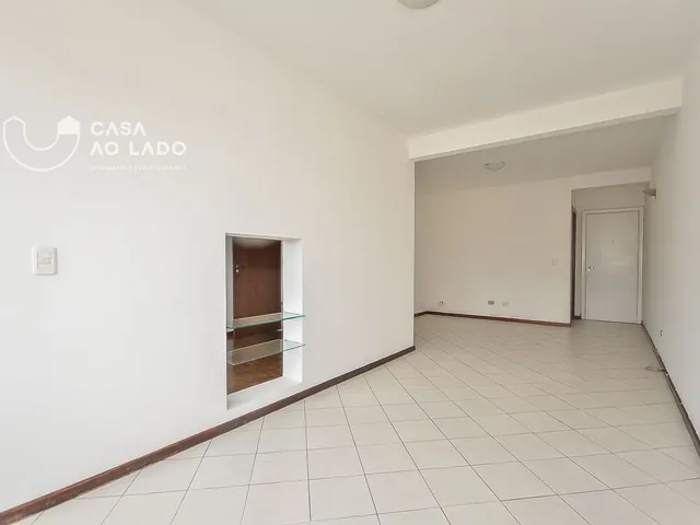 Apartamento 3 quartos e 1 banheiro, à venda, no bairro Agua verde em Curitiba