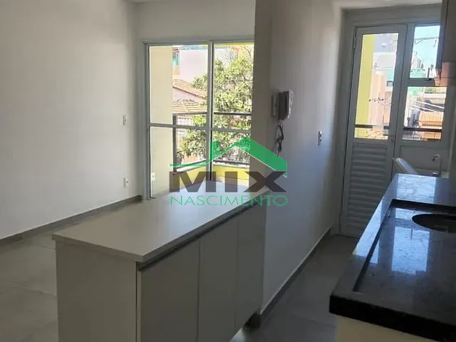 Apartamento com 55m² 2 quartos e 1 banheiro, para alugar, no bairro Vila São Pedro em Santo André