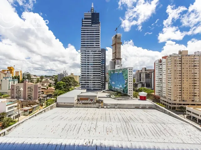Apartamento 3 quartos e 3 banheiros, à venda, no bairro Bigorrilho em Curitiba