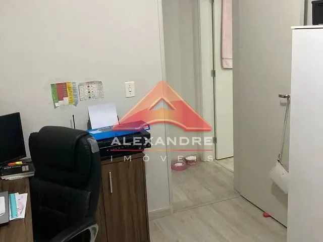Apartamento com 10m² 2 quartos e 2 banheiros, à venda, no bairro Vila Tesouro em São José Dos Campos