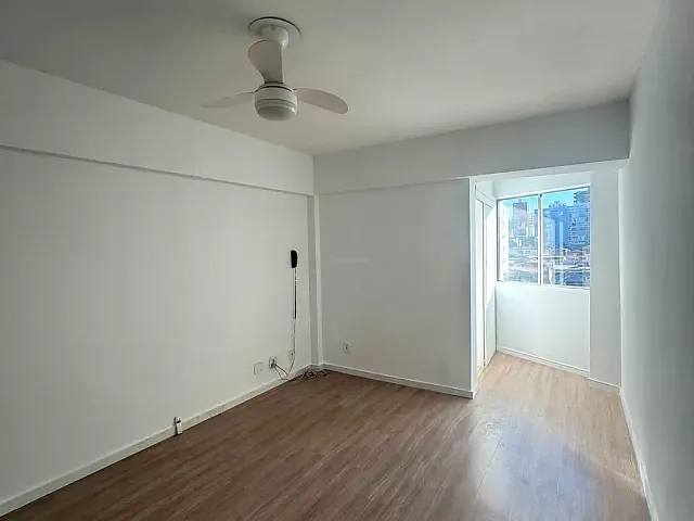 Apartamento 1 quarto e 1 banheiro, à venda, no bairro Cambuí em Campinas