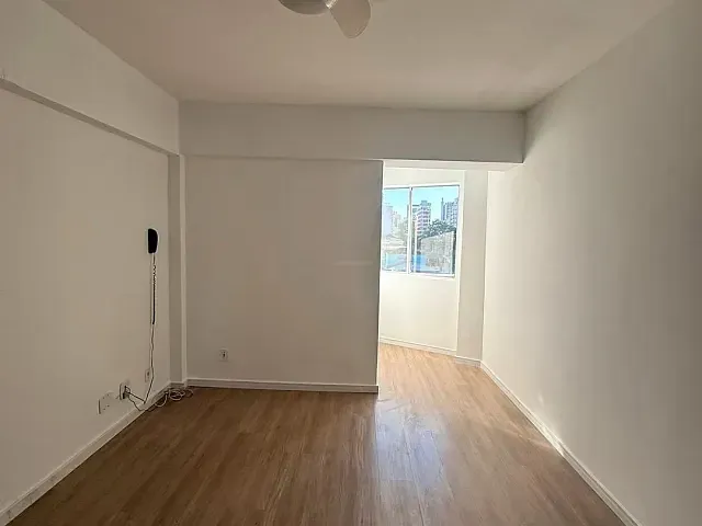 Apartamento 1 quarto e 1 banheiro, à venda, no bairro Cambuí em Campinas