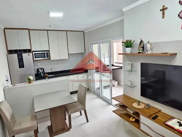 Apartamento com 10m² 2 quartos e 1 banheiro, à venda, no bairro Vila Industrial em São José Dos Campos