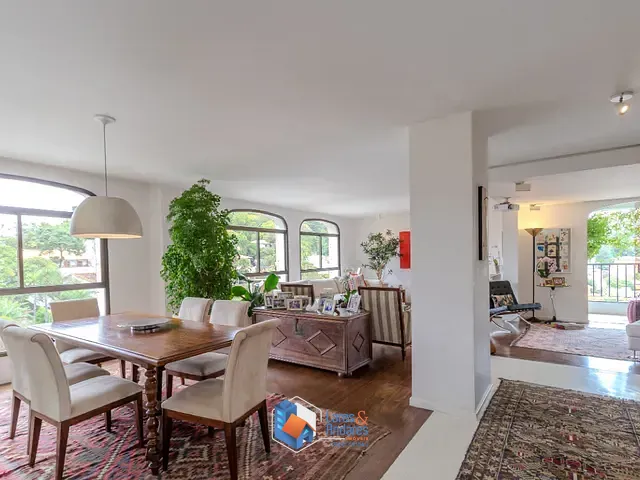 Apartamento com 411m² 3 quartos e 5 banheiros, à venda, no bairro Real Parque em São Paulo