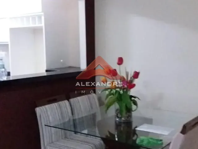 Apartamento 2 quartos e 1 banheiro, à venda, no bairro Jardim Americano em São José dos Campos