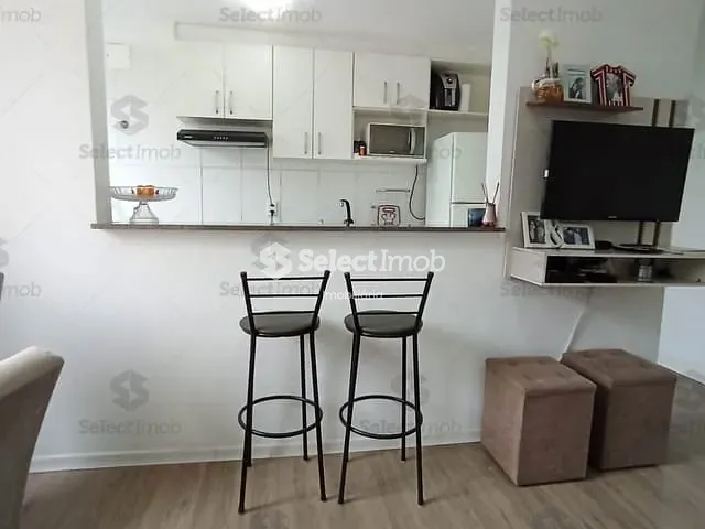 Apartamento com 49m² 2 quartos e 1 banheiro, à venda, no bairro Parque São Vicente em Mauá