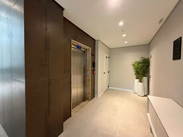 Apartamento 3 quartos e 3 banheiros, à venda, no bairro Exposição em Caxias do Sul