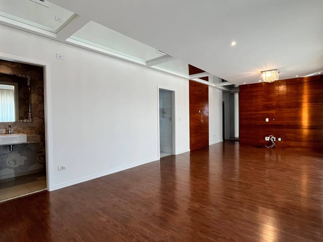 Apartamento com 235m² 3 quartos e 5 banheiros, para alugar, no bairro Gleba Fazenda Palhano em Londrina