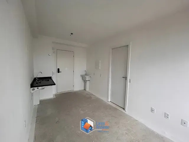 Apartamento com 31m² 1 quarto e 1 banheiro, à venda, no bairro Pinheiros em São Paulo