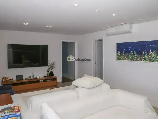 Apartamento 4 quartos e 6 banheiros, à venda ou para alugar, no bairro Água Branca em São Paulo