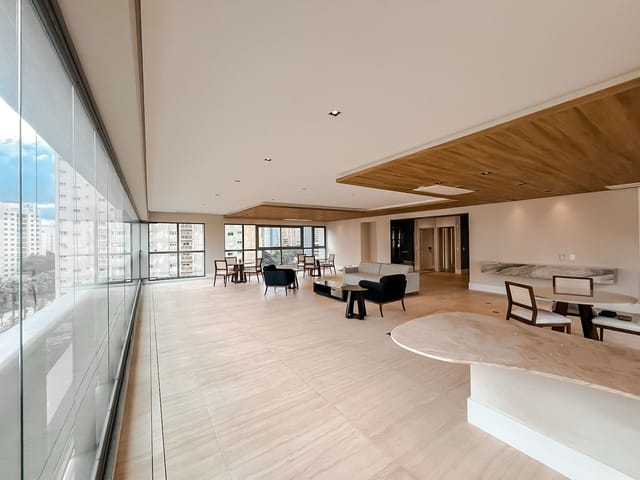 Apartamento com 290m² 3 quartos e 5 banheiros, à venda, no bairro Vila Nova Conceição em São Paulo