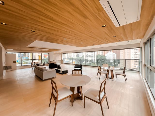 Apartamento com 290m² 3 quartos e 5 banheiros, à venda, no bairro Vila Nova Conceição em São Paulo