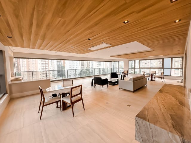Apartamento com 290m² 3 quartos e 5 banheiros, à venda, no bairro Vila Nova Conceição em São Paulo