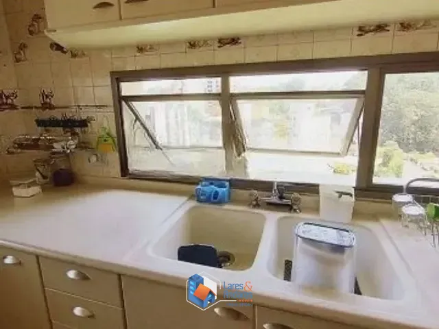 Apartamento com 380m² 4 quartos e 4 banheiros, à venda, no bairro Real Parque em São Paulo