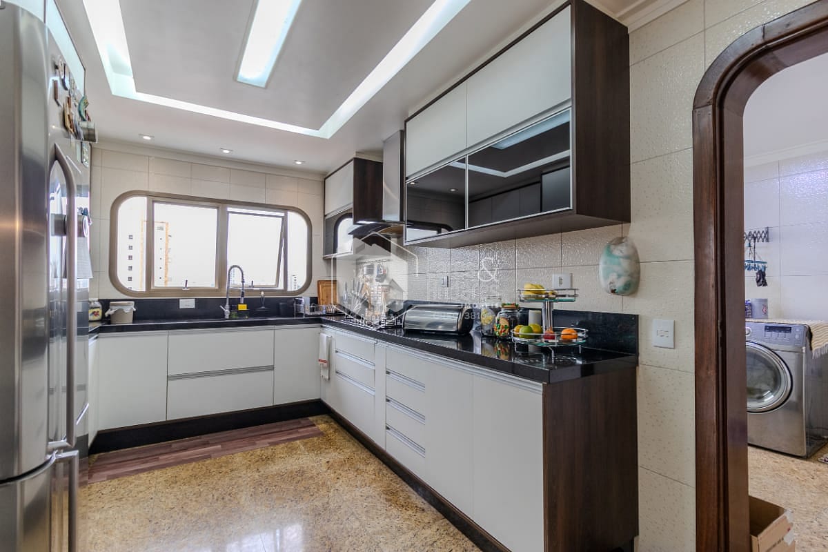 Apartamento, 3 quartos, 215 m² - Foto 21