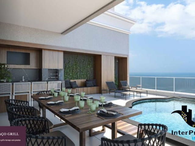 Apartamento com 303m², à venda, no bairro Meia Praia em Itapema