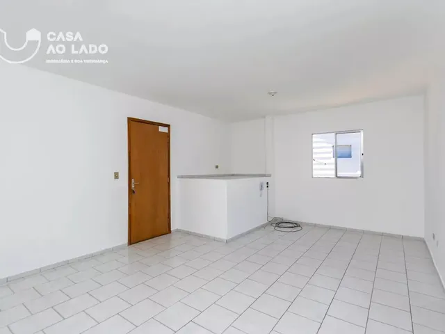 Apartamento 2 quartos e 1 banheiro, para alugar, no bairro Cajuru em Curitiba