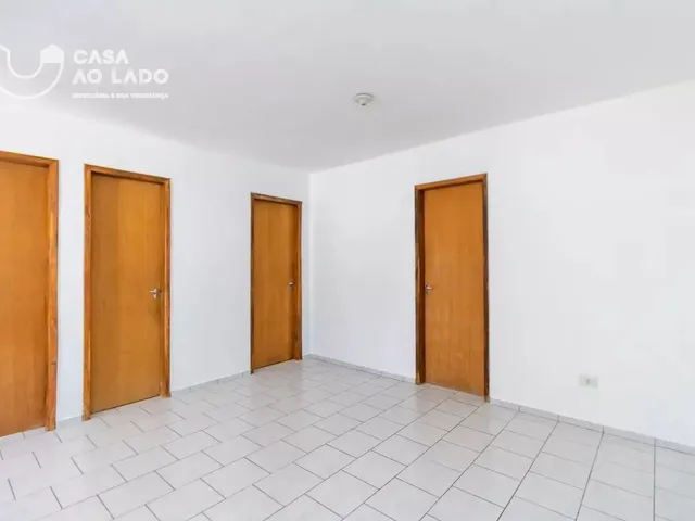 Apartamento 2 quartos e 1 banheiro, para alugar, no bairro Cajuru em Curitiba