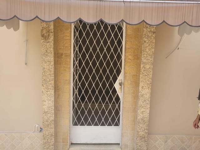 Foto do Apartamento - Ótima oportunidade! Apartamento à venda, 56m², 2 quartos, frente sem condomínio próximo ao shopping carioca. Vila da Penha. Rio de Janeiro - RJ | Hilmar