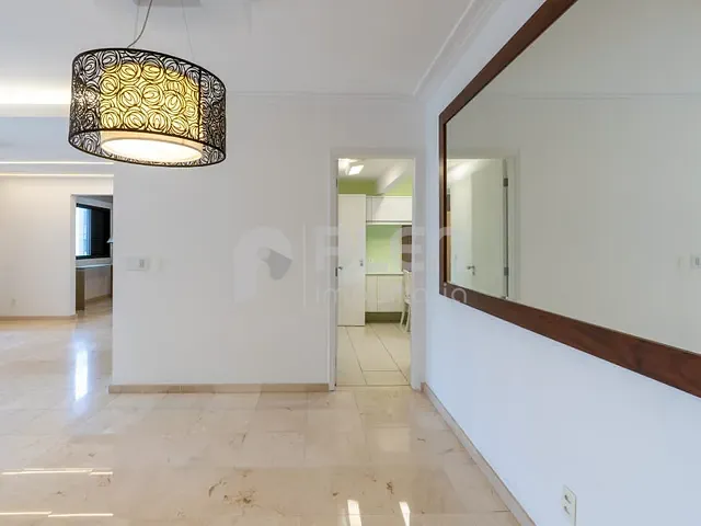 Apartamento 3 quartos e 5 banheiros, à venda, no bairro Vila Nova Conceição em São Paulo
