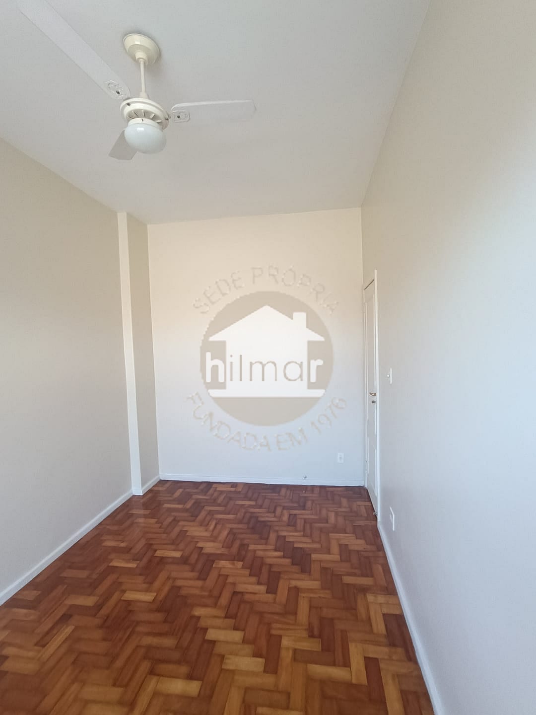 Apartamento para alugar com 2 quartos, 55m² - Foto 11