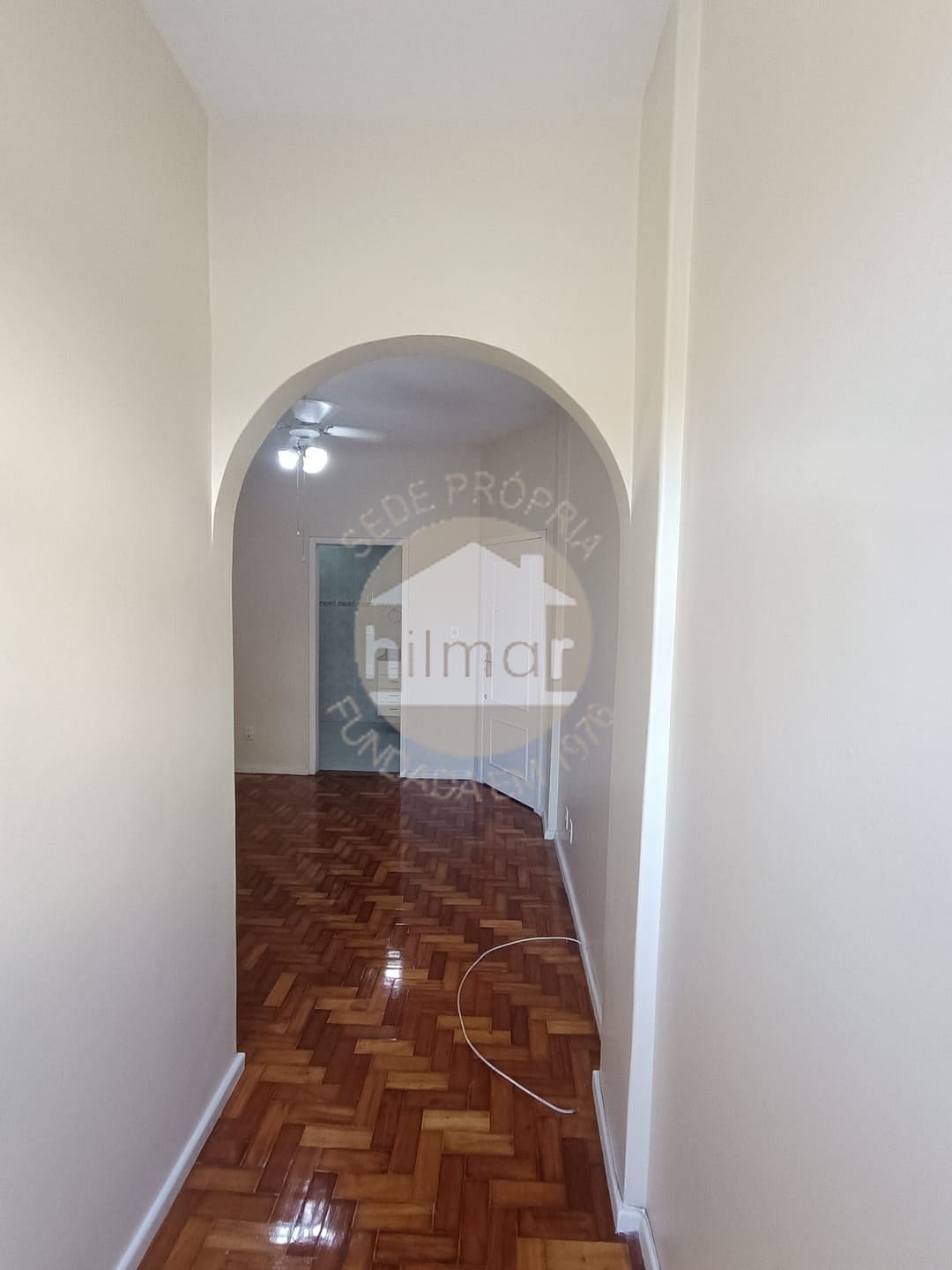 Apartamento para alugar com 2 quartos, 55m² - Foto 4