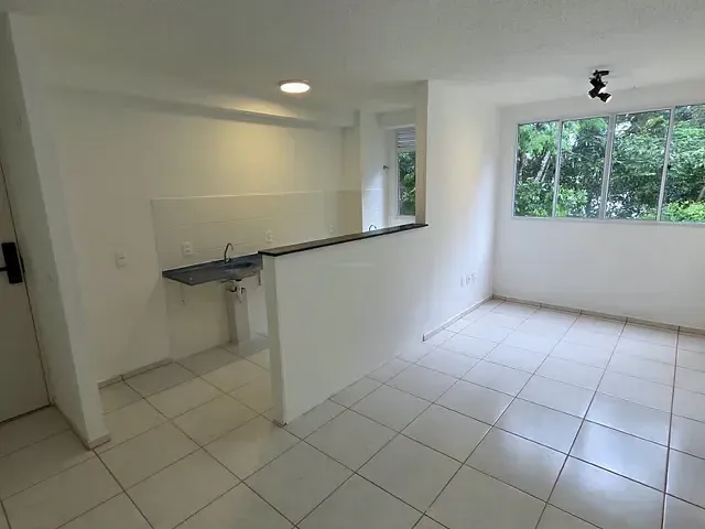 Apartamento 2 quartos e 1 banheiro, à venda, no bairro Vargem Grande em Rio de Janeiro