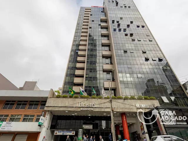 Apartamento 1 quarto e 1 banheiro, à venda, no bairro Centro em Curitiba