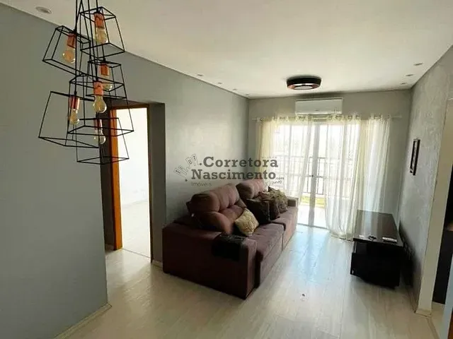 Apartamento 2 quartos e 2 banheiros, à venda, no bairro Vila Machado em Jacareí