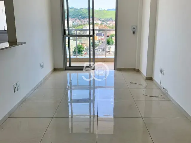 Apartamento 2 quartos e 2 banheiros, para alugar, no bairro Irajá em Rio de Janeiro