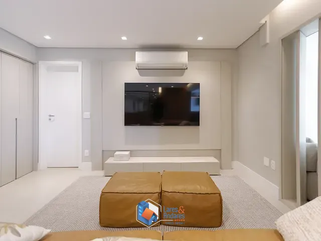 Apartamento com 12116m² 4 quartos e 5 banheiros, à venda, no bairro Água Branca em São Paulo