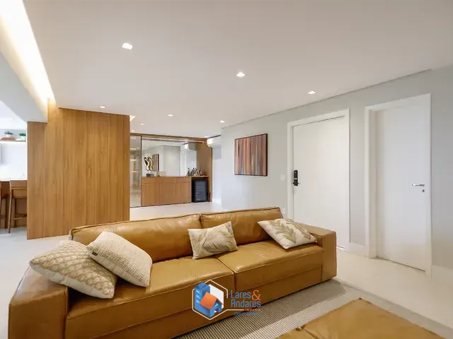 Apartamento com 12116m² 4 quartos e 5 banheiros, à venda, no bairro Água Branca em São Paulo