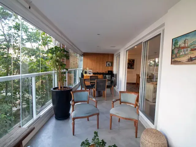 Apartamento 3 quartos e 5 banheiros, à venda, no bairro Chácara Santo Antônio (Zona Sul) em São Paulo