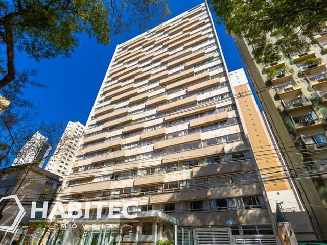 Apartamento 4 quartos e 5 banheiros, à venda, no bairro Água Verde em Curitiba