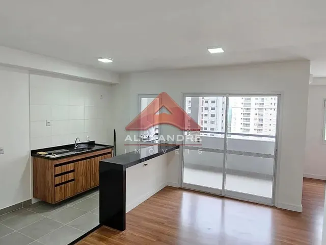 Apartamento com 10m² 2 quartos e 1 banheiro, para alugar, no bairro Vila Industrial em São José Dos Campos