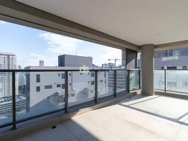 Apartamento 3 quartos e 4 banheiros, à venda, no bairro Jardim das Acácias em São Paulo
