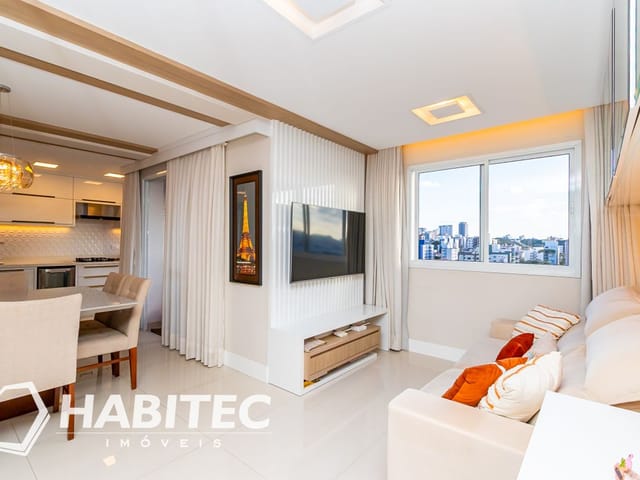 Apartamento 2 quartos e 2 banheiros, à venda, no bairro Vila Izabel em Curitiba