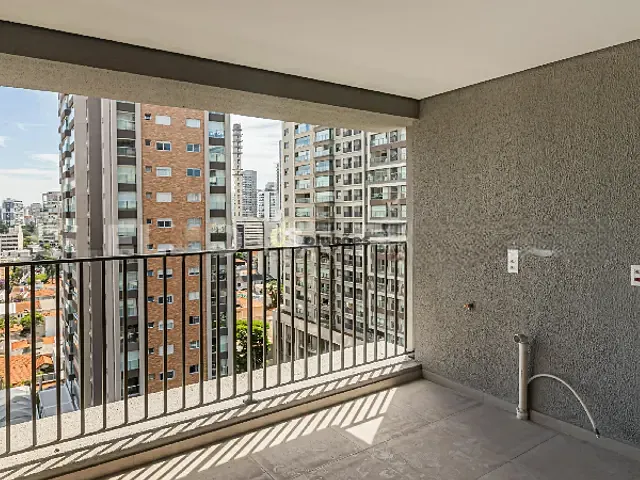 Apartamento 2 quartos e 2 banheiros, à venda, no bairro Jardim das Acácias em São Paulo