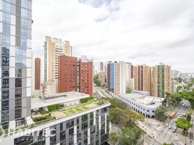 Apartamento 3 quartos e 6 banheiros, à venda, no bairro Água Verde em Curitiba