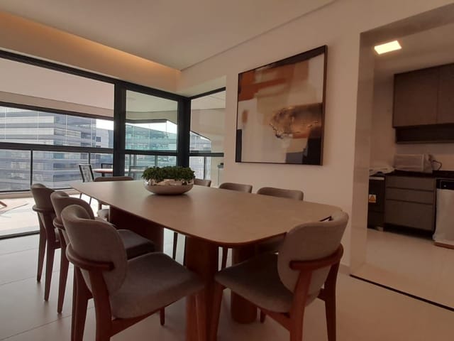 Apartamento com 196m² 3 quartos e 4 banheiros, à venda ou para alugar, no bairro Chácara Santo Antônio (Zona Sul) em São Paulo