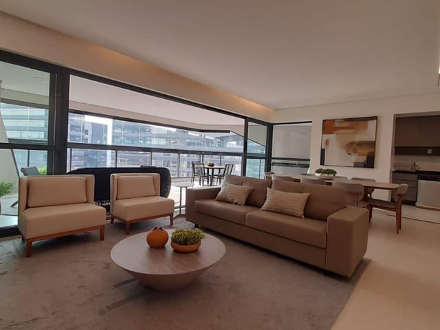 Apartamento com 196m² 3 quartos e 4 banheiros, à venda ou para alugar, no bairro Chácara Santo Antônio (Zona Sul) em São Paulo