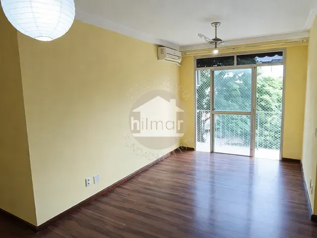 Apartamento com 67m² 2 quartos e 1 banheiro, para alugar, no bairro Anil em Rio de Janeiro