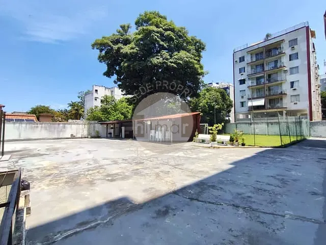 Apartamento com 67m² 2 quartos e 1 banheiro, para alugar, no bairro Anil em Rio de Janeiro