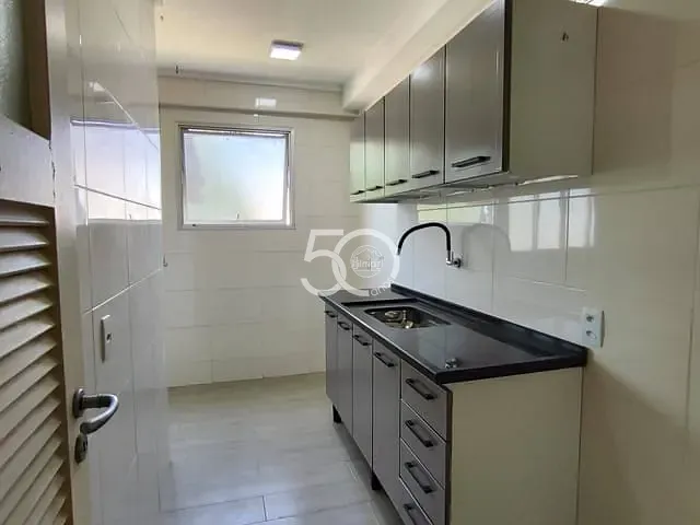 Apartamento com 67m² 2 quartos e 1 banheiro, para alugar, no bairro Anil em Rio de Janeiro