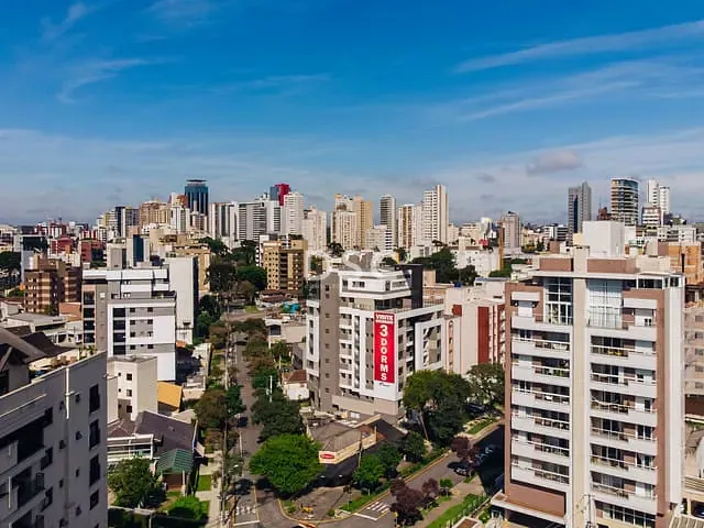 Apartamento com 198m² 3 quartos e 1 banheiro, à venda, no bairro Juvevê em Curitiba